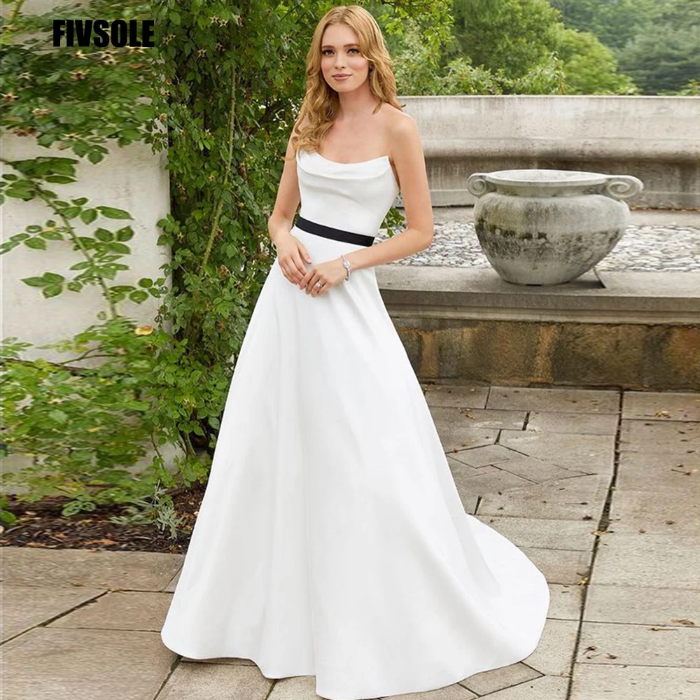 Fivsole Elegant Satin Off Shoulder Beach Wedding Dresses Strapless Back Buttons With Black Sash Boho Bride Gowns Robe De Mariée
Fivsole Elegant Satin Off Shoulder Beach Wedding Dresses Strapless Back Buttons With Black Sash Boho Bride Gowns Robe De Mariée