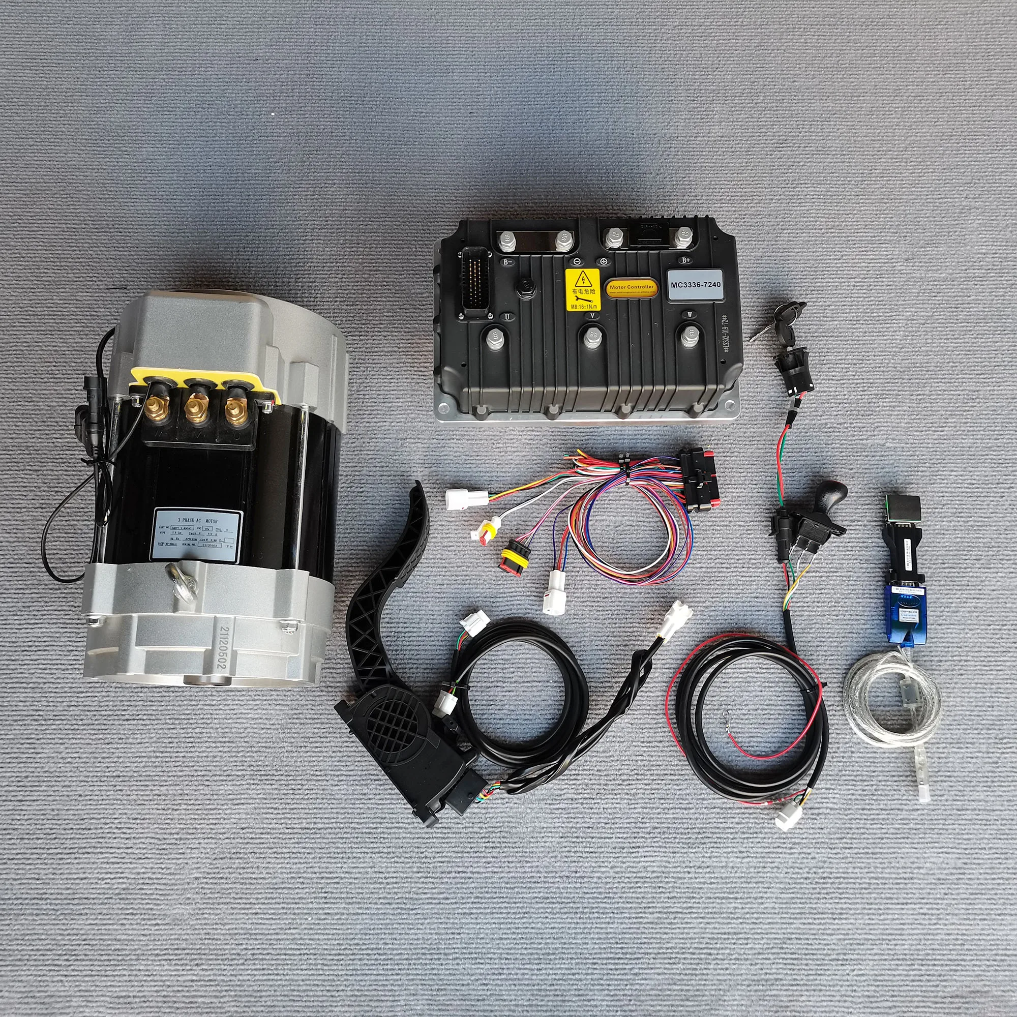 7.5kW 72V Permanent Magnet MC3336-7240 Motor Controller Kit for Electric Car 4 Seater
7.5kW 72V Permanent Magnet MC3336-7240 Motor Controller Kit for Electric Car 4 Seater