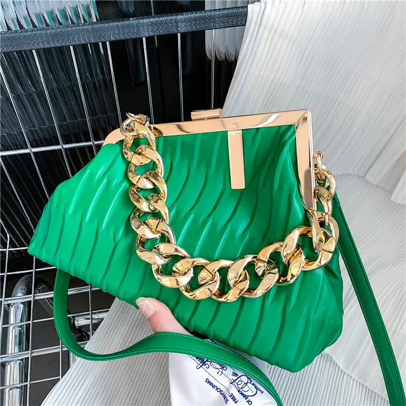 2022 New Thick Chain Metal Frame Small Clutch PU One Shoulder Crossbody Bag Ladies Summer Fashion Brand Handbags and Purses
2022 New Thick Chain Metal Frame Small Clutch PU One Shoulder Crossbody Bag Ladies Summer Fashion Brand Handbags and Purses