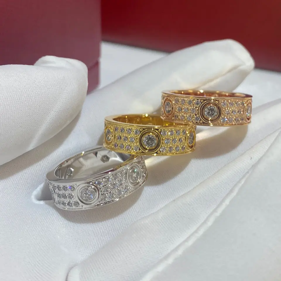 2022 latest, love rings for men and women, high quality, luxury accessories, designer jewelry, with gift box
2022 latest, love rings for men and women, high quality, luxury accessories, designer jewelry, with gift box