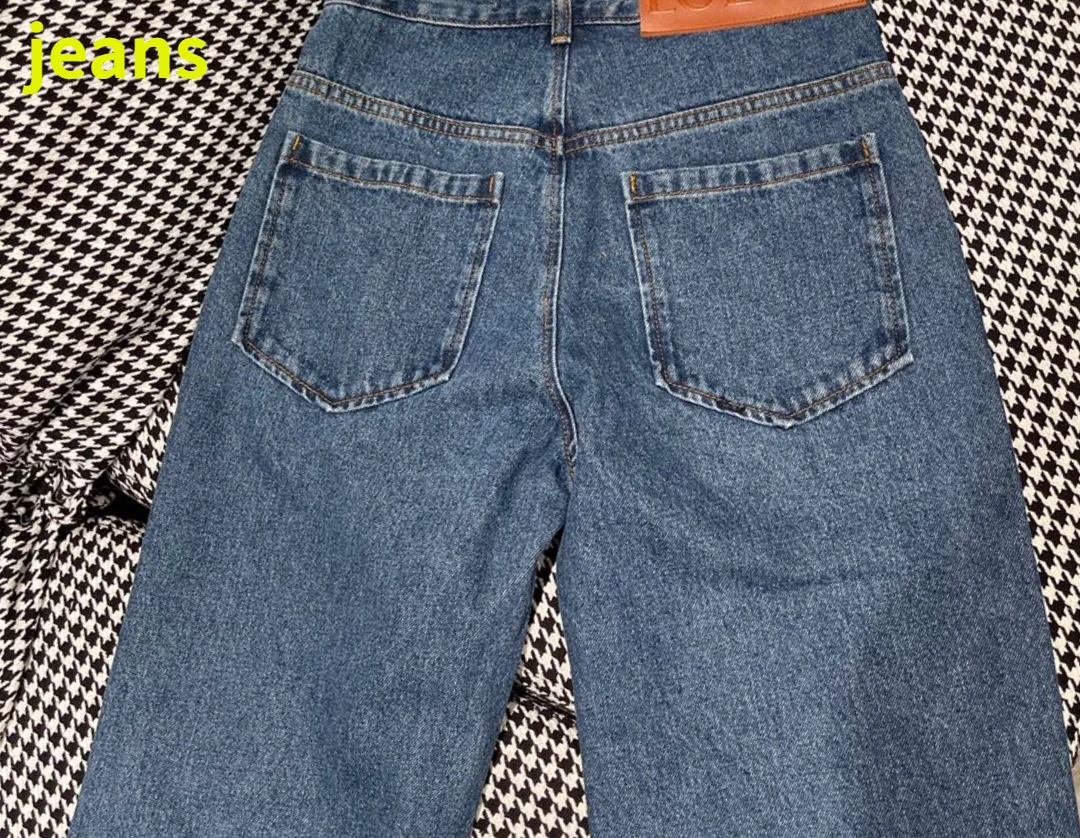 129036 Woman Luxury Design Designer Washing Knee Embroidery Letter Straight Leg Jeans Jean long pants
129036 Woman Luxury Design Designer Washing Knee Embroidery Letter Straight Leg Jeans Jean long pants