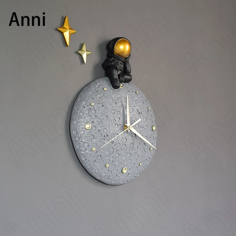 Creative Modern Astronaut Wall Clock Nordic Spaceman Decorative Resin Mute Clock Home Living Room Wall Decoration Ornaments
Creative Modern Astronaut Wall Clock Nordic Spaceman Decorative Resin Mute Clock Home Living Room Wall Decoration Ornaments
