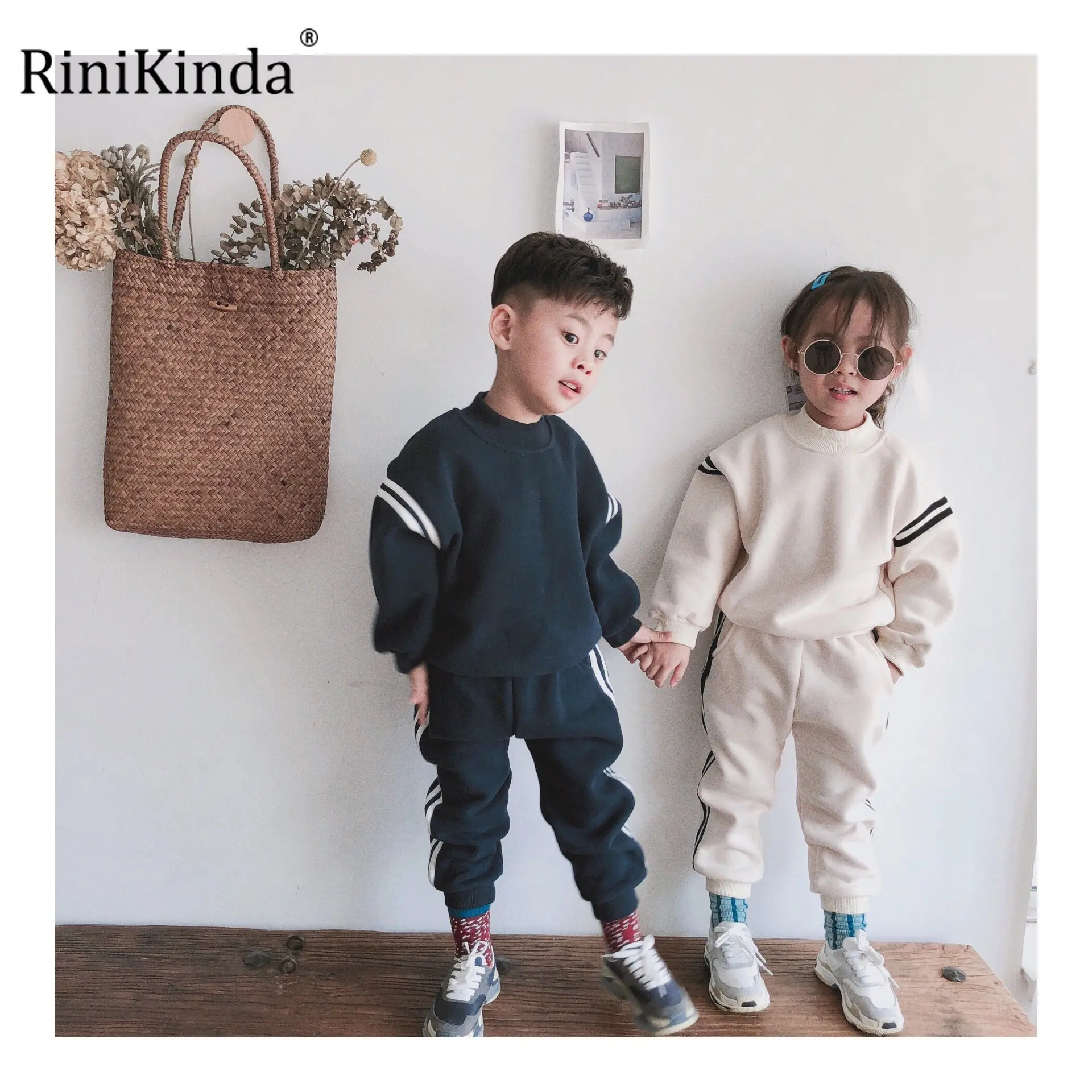RiniKinda Autumn Winter Children Suit Children Sweater Suit Sportswear Children's Sports Suit Baby Pullover Sweatshirt Pant Set
RiniKinda Autumn Winter Children Suit Children Sweater Suit Sportswear Children's Sports Suit Baby Pullover Sweatshirt Pant Set