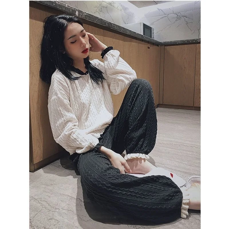 Casual All-match Suit Home Service Spring and Autumn New Fashion Loose Long-sleeved Korean Cute Sweet Pajamas
Casual All-match Suit Home Service Spring and Autumn New Fashion Loose Long-sleeved Korean Cute Sweet Pajamas