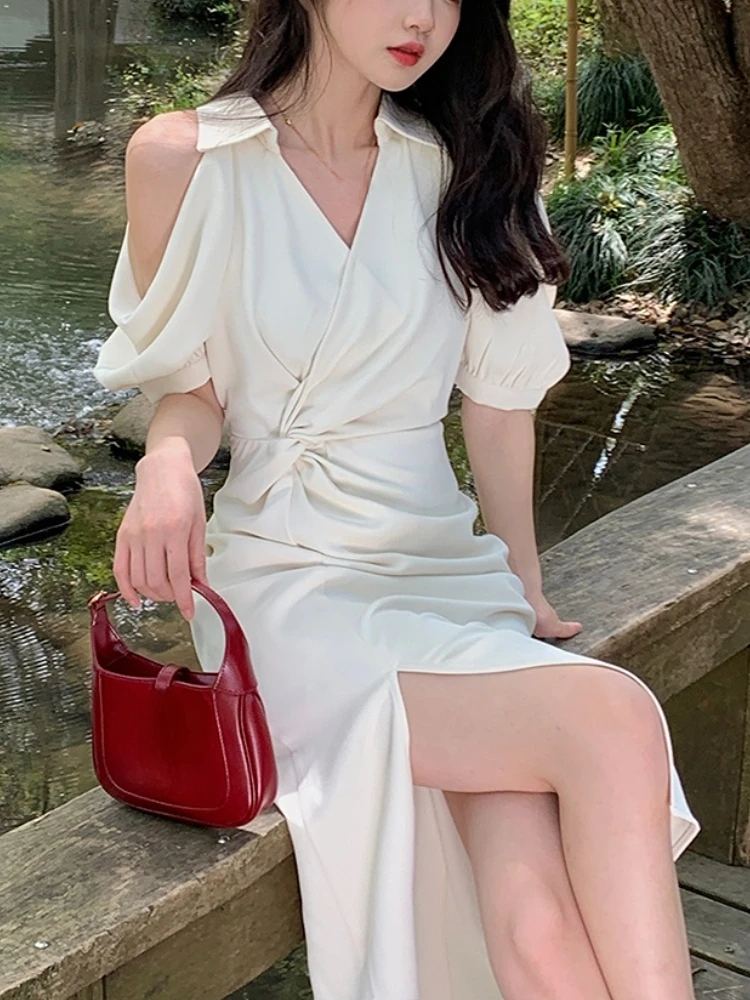 2022 Summer V-Neck Elegant Midi Dress Women Casual Design Short Sleeve Pure Color Black Dress Office Lady One Piece Dress Korean
2022 Summer V-Neck Elegant Midi Dress Women Casual Design Short Sleeve Pure Color Black Dress Office Lady One Piece Dress Korean
