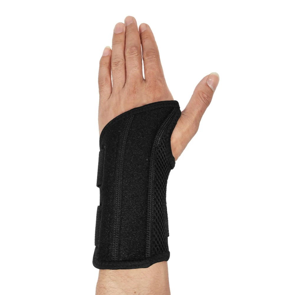 Washable Sports Wrist Brace Compression Wrist Wrap Fit for Right Left Hand Anti-sprain Basketball Fitness Wrist Surpport Protect
Washable Sports Wrist Brace Compression Wrist Wrap Fit for Right Left Hand Anti-sprain Basketball Fitness Wrist Surpport Protect
