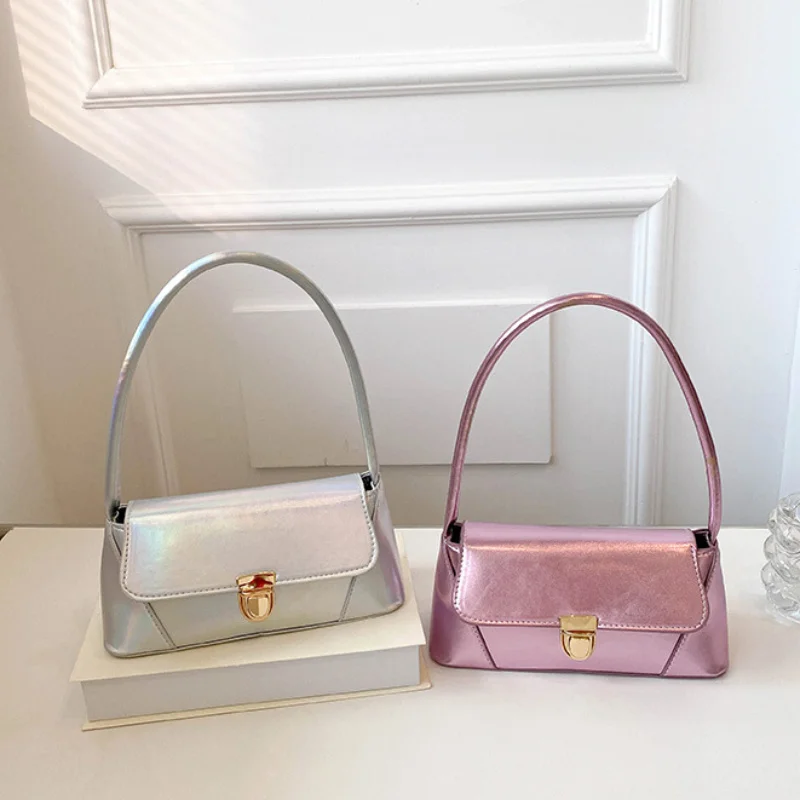 Classic Armpit Shoulder Bag French Vintage Handbag 2023 Women Brand Bags Fashion Female Single Shoulder Bag Classic Clutches
Classic Armpit Shoulder Bag French Vintage Handbag 2023 Women Brand Bags Fashion Female Single Shoulder Bag Classic Clutches