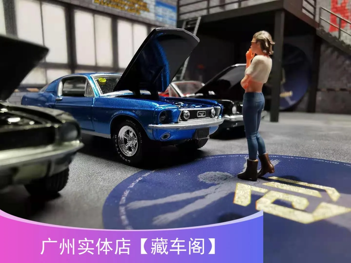 Spot Create 1:64 Christine Doll Model Car Model Scene Decoration Matching Ornament 
Spot Create 1:64 Christine Doll Model Car Model Scene Decoration Matching Ornament