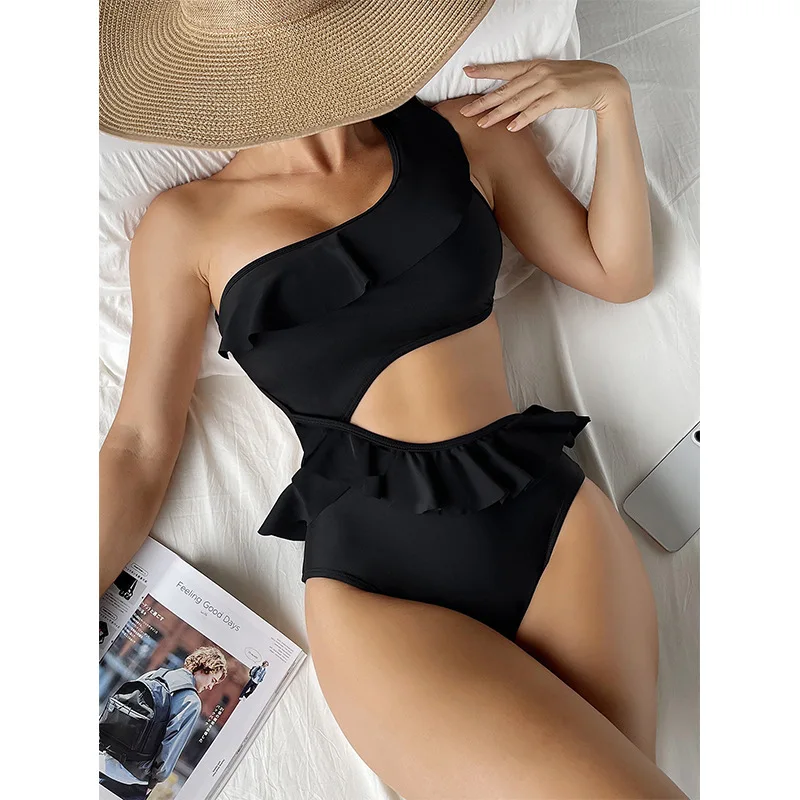 2023 New One Shoulder Bikini Fashion Ruffles Sexy Open Back One Piece Swimsuit Bandage Slim Swimsuit Women
2023 New One Shoulder Bikini Fashion Ruffles Sexy Open Back One Piece Swimsuit Bandage Slim Swimsuit Women