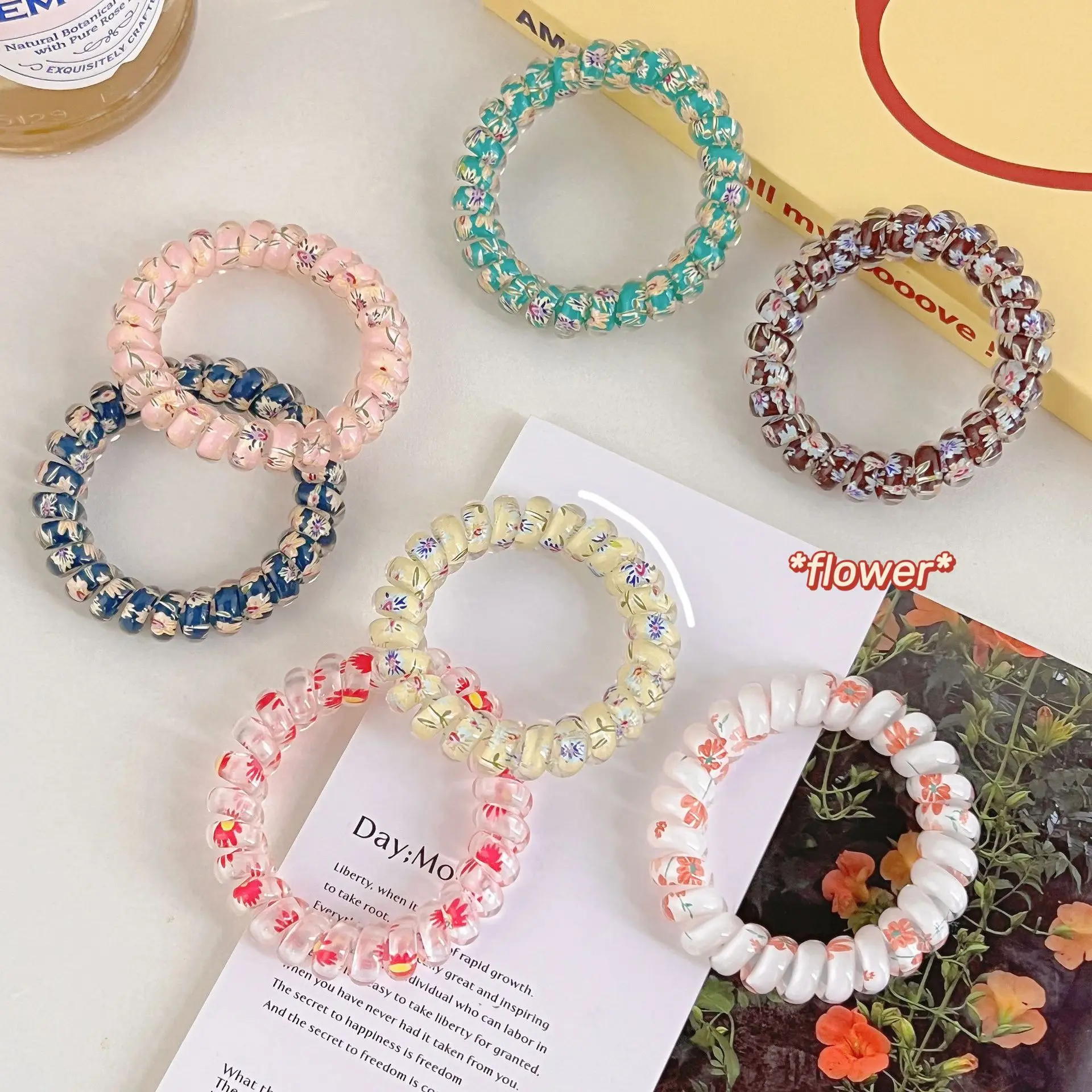 Модные женские резинки для волос, цветные эластичные пластиковые резинки для волос, резинки для телефона, резинки, аксессуары для волос, гол...
Модные женские резинки для волос, цветные эластичные пластиковые резинки для волос, резинки для телефона, резинки, аксессуары для волос, гол...