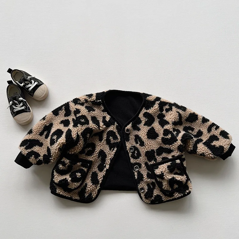 2022 Autumn Winter Kid Plus Fleece Thicken Leopard Print Coat Boy Toddler Cardigan Pocket Long Sleeve Jacket Girl Baby Jacket
2022 Autumn Winter Kid Plus Fleece Thicken Leopard Print Coat Boy Toddler Cardigan Pocket Long Sleeve Jacket Girl Baby Jacket