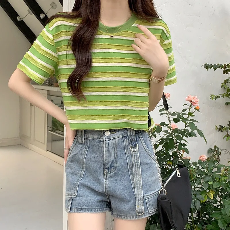 Rainbow striped short-sleeved t-shirt womens 2023 Summers new korean-style loose-fitting pink blouse white
Rainbow striped short-sleeved t-shirt womens 2023 Summers new korean-style loose-fitting pink blouse white