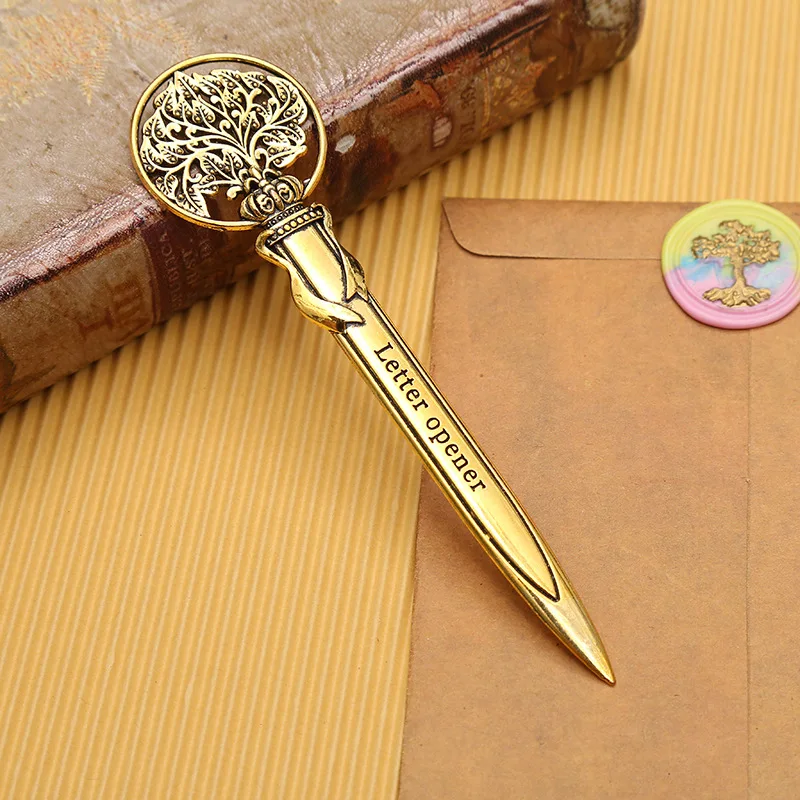 Metal Retro openwork pattern Utility Knife Mini Portable Paper Cutter Letter Envelope Opener Knife Students Supplies Gift
Metal Retro openwork pattern Utility Knife Mini Portable Paper Cutter Letter Envelope Opener Knife Students Supplies Gift