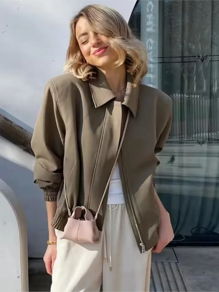 Women Elegant Solid Bomber Jackets Chic Long Sleeved Lapel Zipper Short Coats 2023 Autumn Female Sporty Fashion Overcoat Tops
Women Elegant Solid Bomber Jackets Chic Long Sleeved Lapel Zipper Short Coats 2023 Autumn Female Sporty Fashion Overcoat Tops