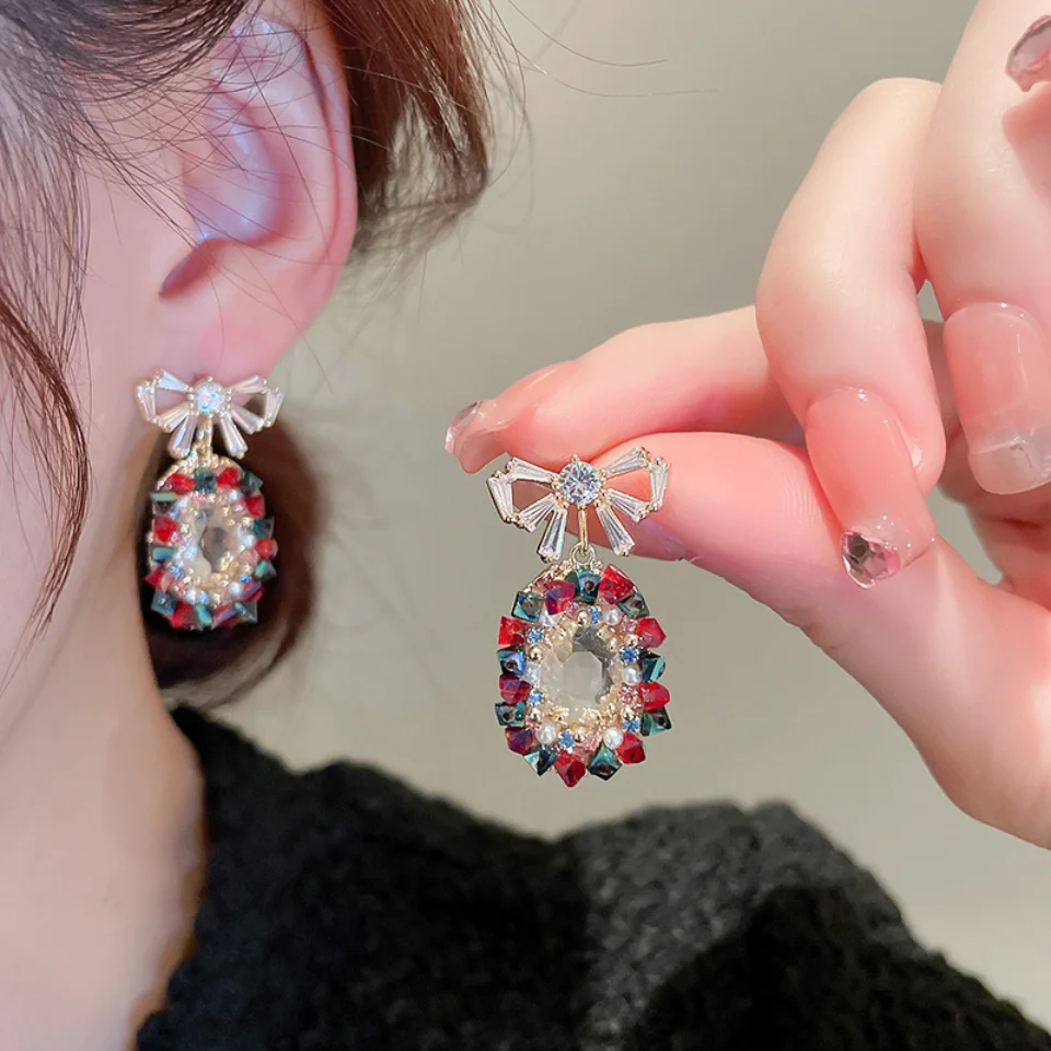 RAKOL Bow Drop Earrings for Women Delicate Oval Rhinestone Crystal Dangle Earring 2022 New Fashion Korean Ladys Party Jewelry
RAKOL Bow Drop Earrings for Women Delicate Oval Rhinestone Crystal Dangle Earring 2022 New Fashion Korean Ladys Party Jewelry