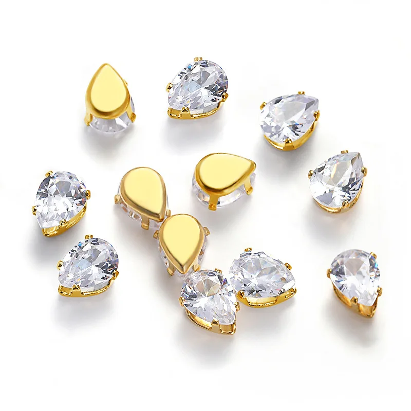 10Pcs Transparent Zircon Crystal Gold Bottom Water Drop Hand Sewing Claw DIY Handmade Hair Clip Jewelry Keychain Decoration
10Pcs Transparent Zircon Crystal Gold Bottom Water Drop Hand Sewing Claw DIY Handmade Hair Clip Jewelry Keychain Decoration