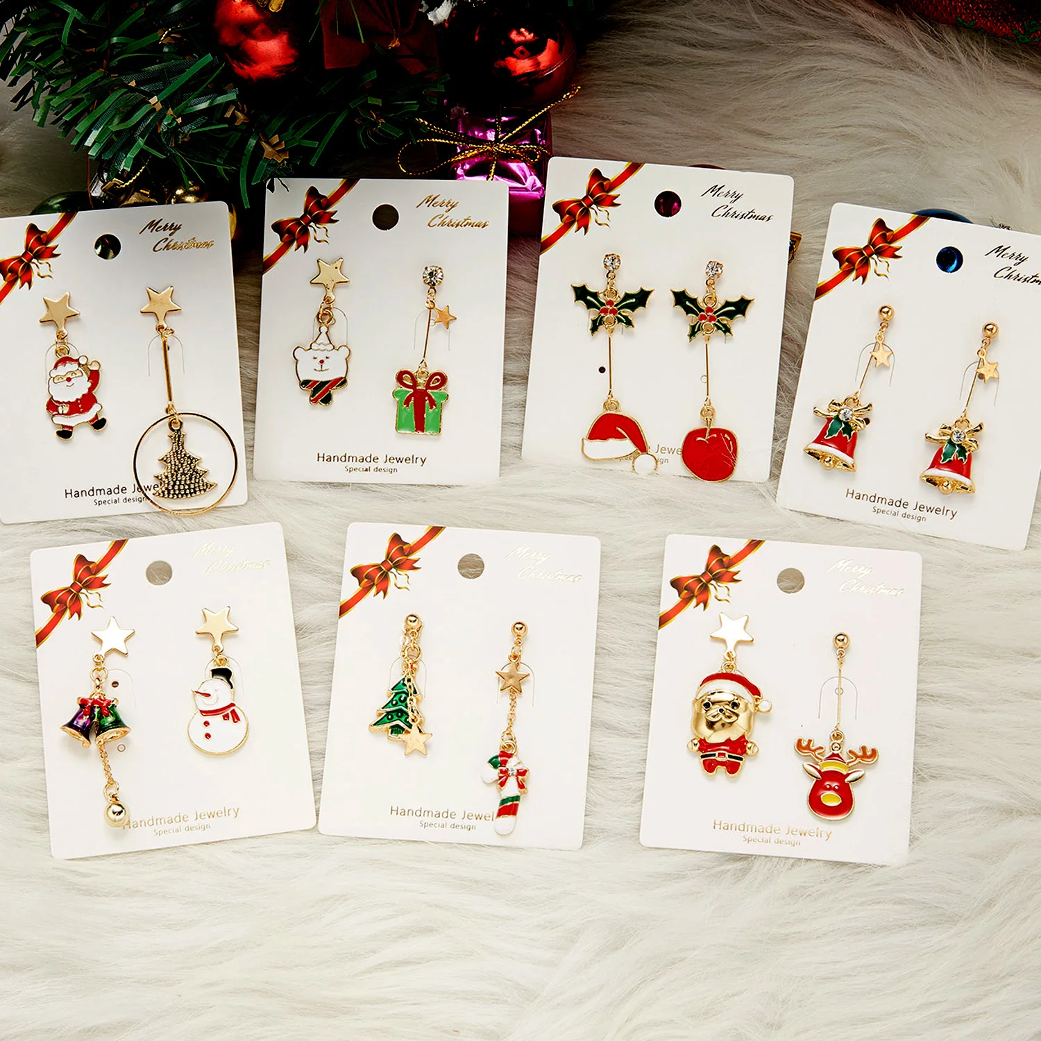 Fashion Christmas Tree Deer Bell Dangle Stud Earrings for Women Girls Xmas Snowflake Snowman Bowknot Piercing Jewelry Drop Gifts
Fashion Christmas Tree Deer Bell Dangle Stud Earrings for Women Girls Xmas Snowflake Snowman Bowknot Piercing Jewelry Drop Gifts