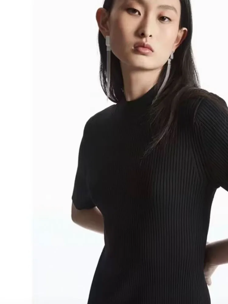 Women 2023 Autumn New Fashionable All-match Knitted Short-sleeved Dress Chic Round Neck Casual Pullover Mini Skirt Mujer 
Women 2023 Autumn New Fashionable All-match Knitted Short-sleeved Dress Chic Round Neck Casual Pullover Mini Skirt Mujer