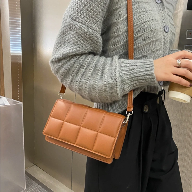 Женская сумка, новинка осень-зима 2023, Женская литературная сумка на одно плечо, дизайнерская сумка через плечо в стиле меньшинств, трендовая женская сумка, сумки 
Женская сумка, новинка осень-зима 2023, Женская литературная сумка на одно плечо, дизайнерская сумка через плечо в стиле меньшинств, трендовая женская сумка, сумки