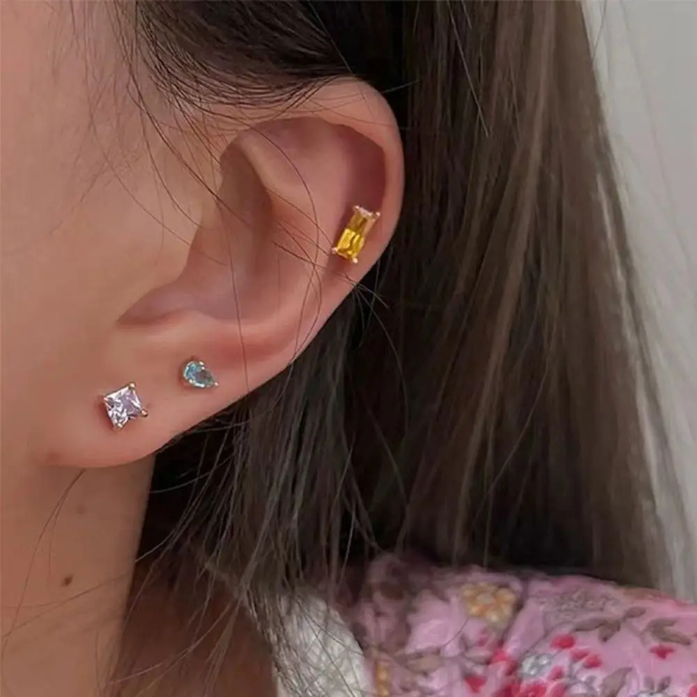 Crystal Stud Earrings Colorful Fashion Earring For Women Jewelry Rhinestones Silver Color Piercing
Crystal Stud Earrings Colorful Fashion Earring For Women Jewelry Rhinestones Silver Color Piercing