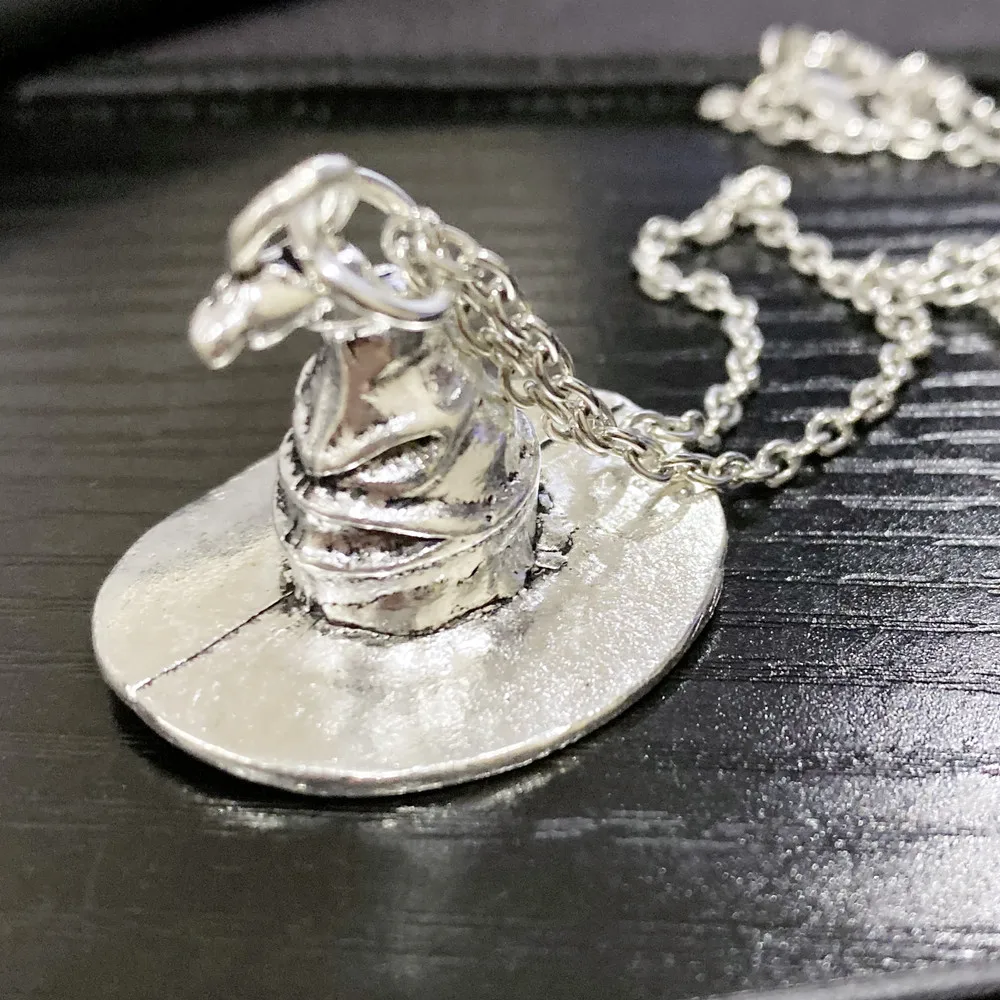Classic Movie Harry Sorting Magic Hat Pendant Necklace Pearl Cage Stainless Steel Quality Women Gift Jewelry Cosplay Accessories
Classic Movie Harry Sorting Magic Hat Pendant Necklace Pearl Cage Stainless Steel Quality Women Gift Jewelry Cosplay Accessories
