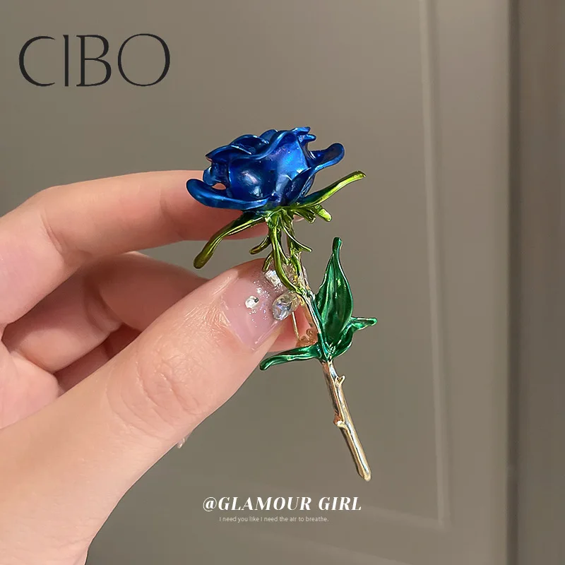 National Tide Blue Rose Flower Brooch Fashion Temperament Personality Design Accessories Antique Literary National Windbreaker
National Tide Blue Rose Flower Brooch Fashion Temperament Personality Design Accessories Antique Literary National Windbreaker