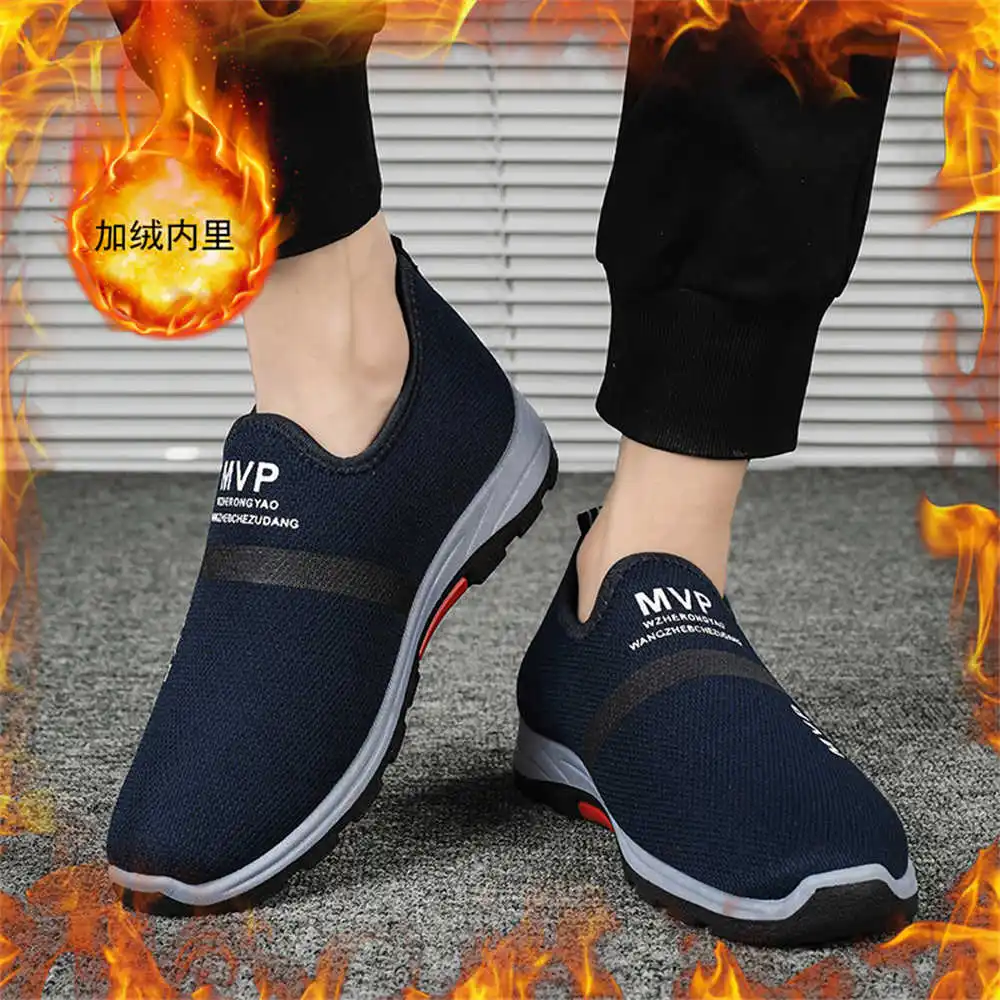 Кроссовки мужские меховые, размер 48, YDX1
Кроссовки мужские меховые, размер 48, YDX1