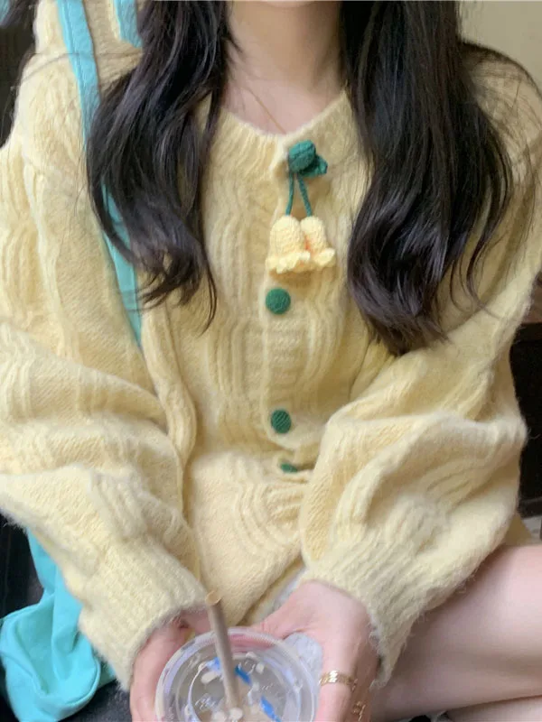 Chic Sweet 3D Flower Sweaters Japanese Knitted Loose Single Breasted Vintage Jumpers Y2k Gentle All Match Pullovers Women Autumn
Chic Sweet 3D Flower Sweaters Japanese Knitted Loose Single Breasted Vintage Jumpers Y2k Gentle All Match Pullovers Women Autumn