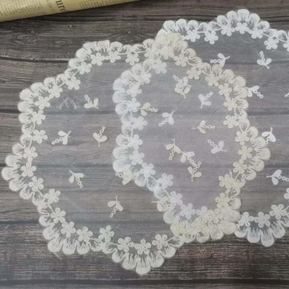 Retro Beige Tablecloth White Place Mat Wedding Placemat Cup Pad Table Mat Coaster For Coffee Mugs Glasses Dinner Christmas Party
Retro Beige Tablecloth White Place Mat Wedding Placemat Cup Pad Table Mat Coaster For Coffee Mugs Glasses Dinner Christmas Party
