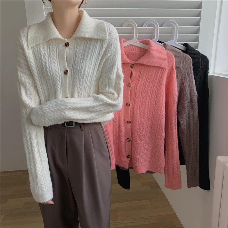 Winter Women's Clothing Sweater Coat Fashion Retro Single-Breasted Square Collar Cardigan Pure White Long Sleeves Knitting Top
Winter Women's Clothing Sweater Coat Fashion Retro Single-Breasted Square Collar Cardigan Pure White Long Sleeves Knitting Top