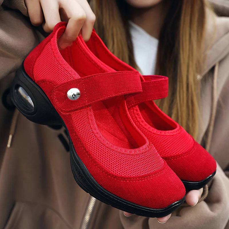 Dance Shoes 2022 Summer New Adult Modern Dance Mesh Jazz Sneakers Comfortable Athletic Training Footwear Outdoor Sports Shoes
Dance Shoes 2022 Summer New Adult Modern Dance Mesh Jazz Sneakers Comfortable Athletic Training Footwear Outdoor Sports Shoes
