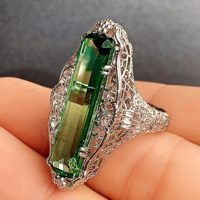 Fashion Women Vintage Style Rings Ladies Party Gorgeous Accessories Noble Ladies Exquisite Design Anniversary Jewelry Chic Gifts
Fashion Women Vintage Style Rings Ladies Party Gorgeous Accessories Noble Ladies Exquisite Design Anniversary Jewelry Chic Gifts