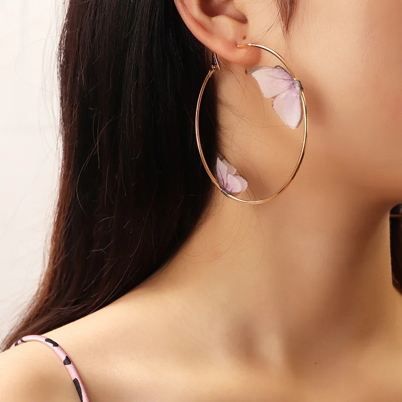 Cute Korean Butterfly Dangle Circle Hoop Earrings for Women Elegant Hoop Stud Earrings Girl Fashion Party Birthday Jewelry
Cute Korean Butterfly Dangle Circle Hoop Earrings for Women Elegant Hoop Stud Earrings Girl Fashion Party Birthday Jewelry