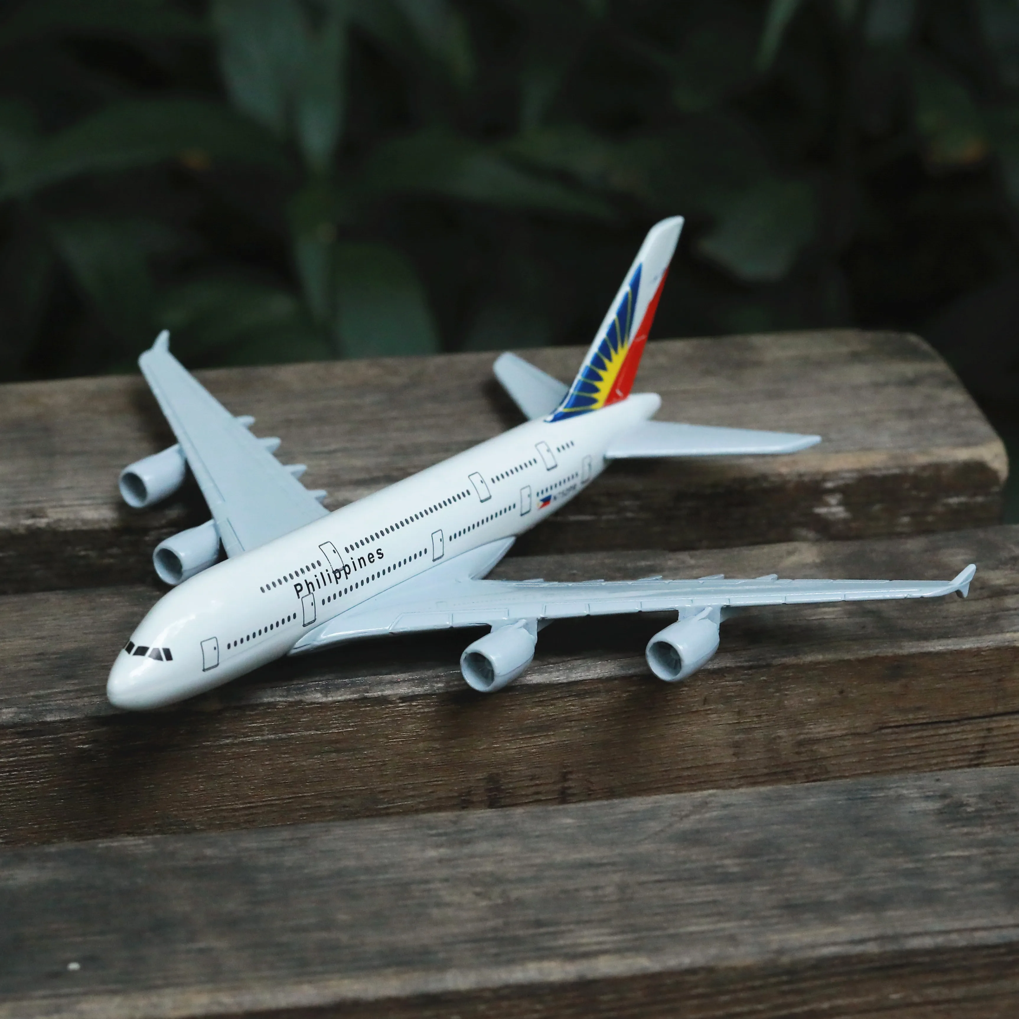 Авиакомпании Филиппины, модель самолета Аэробус A380, 6 дюймов, металлический самолет, литый под давлением, коллекция миниатюрных мото, Eduactional ...
Авиакомпании Филиппины, модель самолета Аэробус A380, 6 дюймов, металлический самолет, литый под давлением, коллекция миниатюрных мото, Eduactional ...