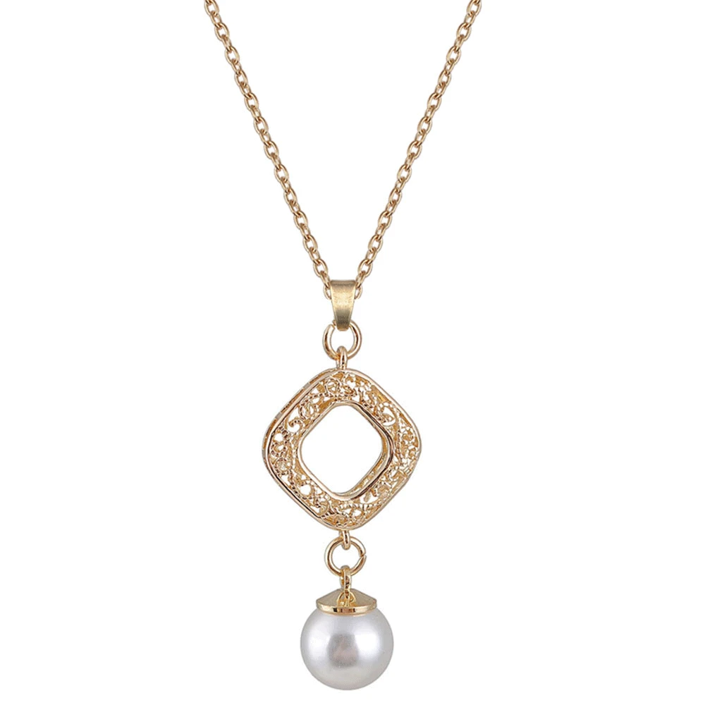 Hot Sell Necklace Geometris Copper Hollow out Accessories Trendy Pendant for Women Pearl Luxury Fashion Jewelry Sticks Jewelry
Hot Sell Necklace Geometris Copper Hollow out Accessories Trendy Pendant for Women Pearl Luxury Fashion Jewelry Sticks Jewelry
