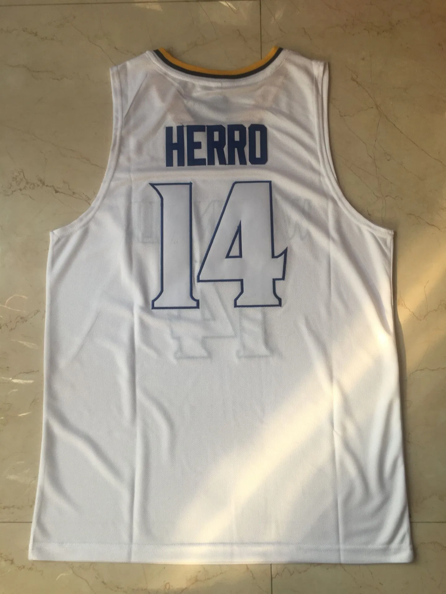 Mens Tyler Herro #14 Navy blue Top Quality Basketball Jersey Stitched Embroidery
Mens Tyler Herro #14 Navy blue Top Quality Basketball Jersey Stitched Embroidery