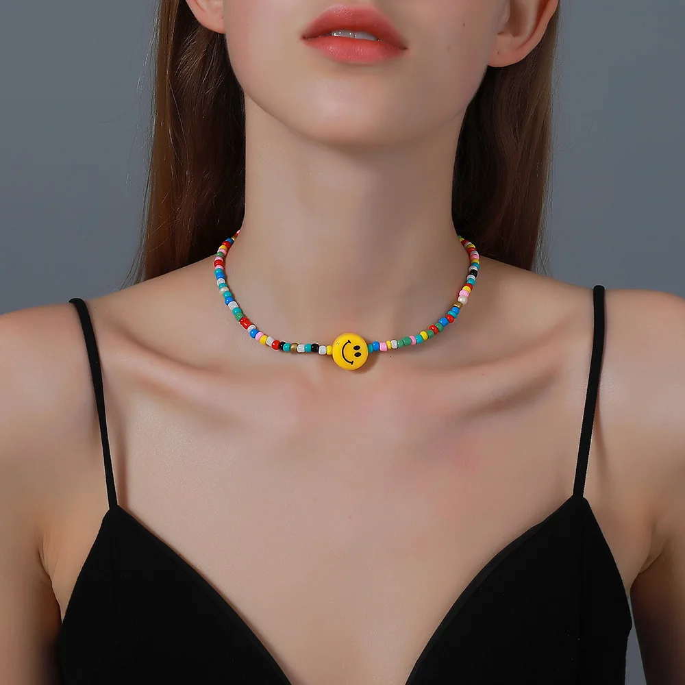 New Fashion Jewelery Necklace Bohemian Jewelry for Women Short Neck Chain Smiling Handmade Colorful Rice Beads Popular Gift
New Fashion Jewelery Necklace Bohemian Jewelry for Women Short Neck Chain Smiling Handmade Colorful Rice Beads Popular Gift