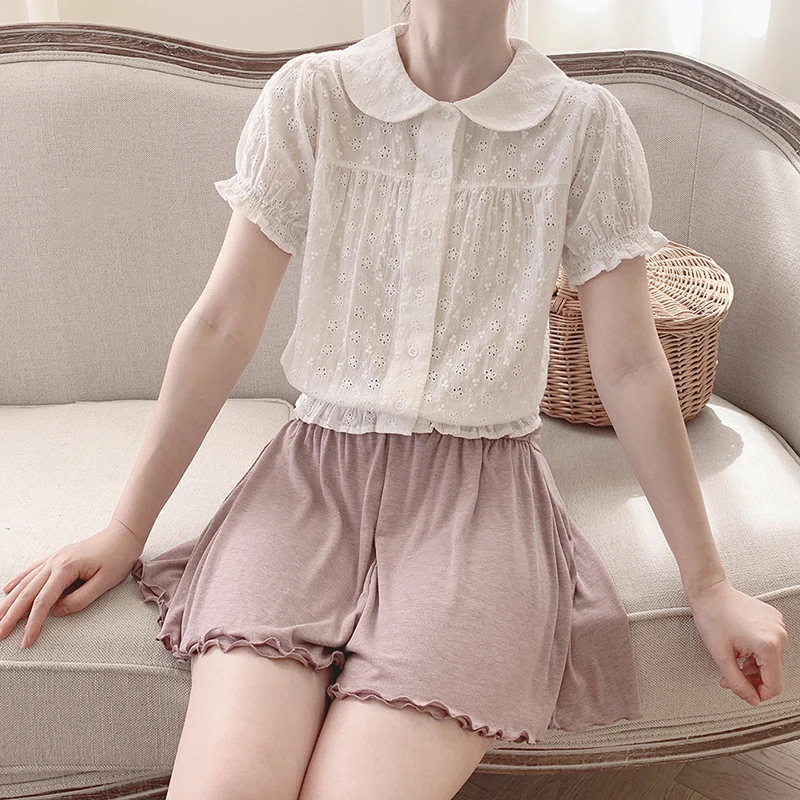 White Cotton Shirts Women Summer Peter Pan Collar Puff Sleeve Hollow Out Lolita Style Tops for Sweet Girl Kawaii Clothes
White Cotton Shirts Women Summer Peter Pan Collar Puff Sleeve Hollow Out Lolita Style Tops for Sweet Girl Kawaii Clothes