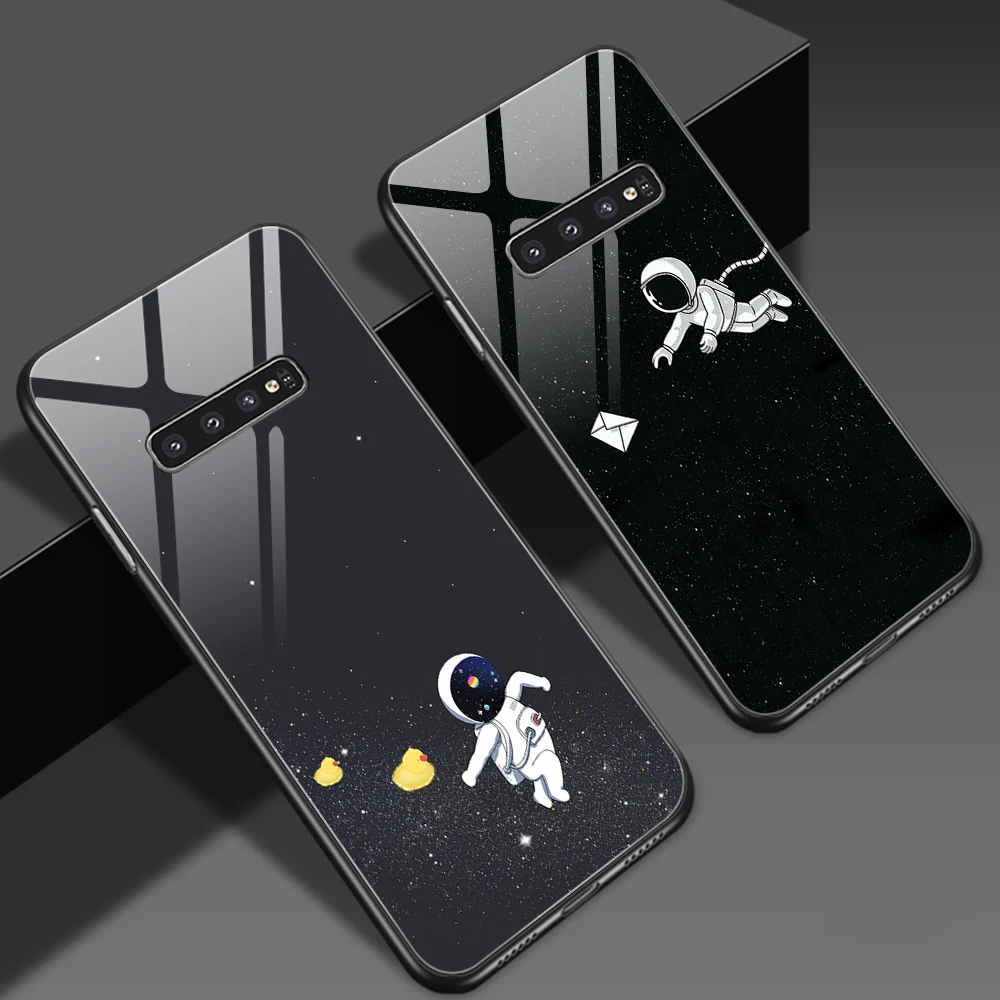 

Astronaut Glass Phone Case for Samsung Galaxy M40S A72 J7 J5 J2 Prime M51 M31 A51 A71 A50 A70 A42 M20 M30 A40S A52 Cover Fundas