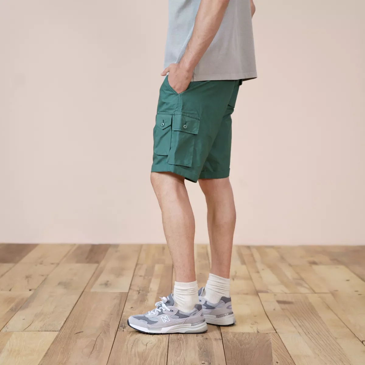 NEW IN 2022 Summer New Cargo Shorts Men Knee Length 100% Cotton Multi-Pockets Loose Short Plus Size Brand Clothing SK170220
NEW IN 2022 Summer New Cargo Shorts Men Knee Length 100% Cotton Multi-Pockets Loose Short Plus Size Brand Clothing SK170220