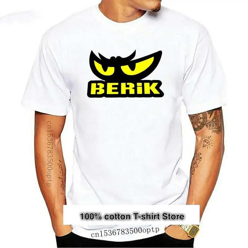 Camiseta clásica con logotipo de Berik Eyes para hombre, camisa divertida de algodón de manga corta con cuello redondo, novedad
Camiseta clásica con logotipo de Berik Eyes para hombre, camisa divertida de algodón de manga corta con cuello redondo, novedad