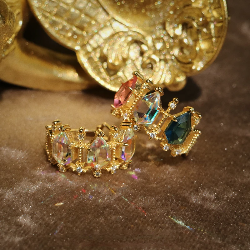 S925 Silver Light Luxury Crown Ring Silver Retro Fashion and Beautiful Court Dream Index Finger Ring Gift
S925 Silver Light Luxury Crown Ring Silver Retro Fashion and Beautiful Court Dream Index Finger Ring Gift