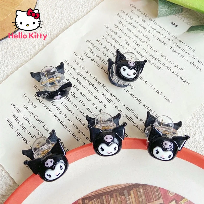 Ювелирные аксессуары Hello Kitty Kuromi милые Мультяшные Детские челки маленькая заколка для захвата украшение для волос украшение для девочек Под...
Ювелирные аксессуары Hello Kitty Kuromi милые Мультяшные Детские челки маленькая заколка для захвата украшение для волос украшение для девочек Под...