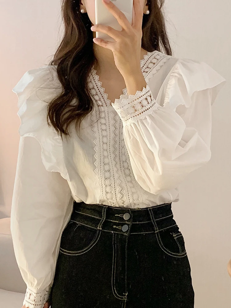 White Lace Shirts Women Korean Fashion Patchwork Ruffles Blouse Female Autumn Long Sleeve Elegant Office Casual Tops Ladies
White Lace Shirts Women Korean Fashion Patchwork Ruffles Blouse Female Autumn Long Sleeve Elegant Office Casual Tops Ladies