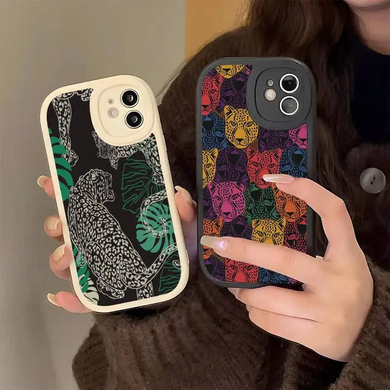 Fashion Leopard Print Phone Case Hard Leather Phone Case for iPhone 13 12 Mini 11 14 Pro Max Xs X Xr 7 8 Plus 6 6s Se 2022
Fashion Leopard Print Phone Case Hard Leather Phone Case for iPhone 13 12 Mini 11 14 Pro Max Xs X Xr 7 8 Plus 6 6s Se 2022