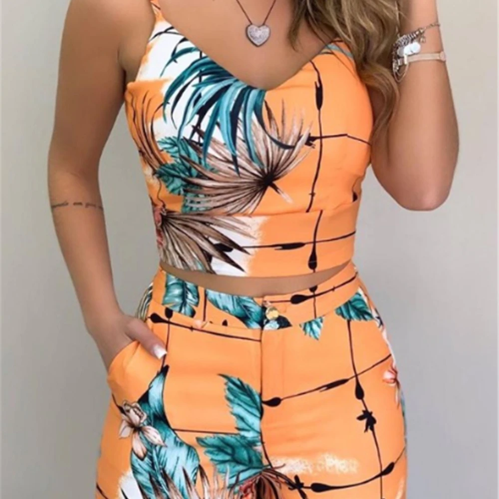 2-piece set of women's suspender shorts, fancy suspender top, high waist button shorts, summer fashion
2-piece set of women's suspender shorts, fancy suspender top, high waist button shorts, summer fashion