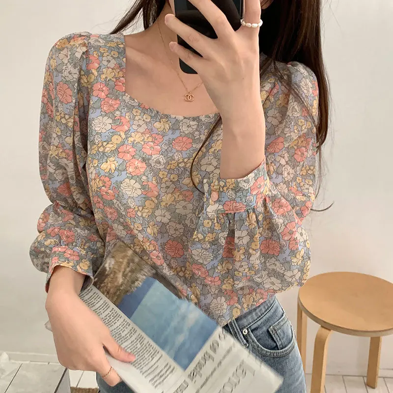 Floral Blouse Korea Chic Vitality Girl Autumn Sweet Age Reduction Retro Square Collar Long Sleeve Shirt Loose Chiffon Blouse New 
Floral Blouse Korea Chic Vitality Girl Autumn Sweet Age Reduction Retro Square Collar Long Sleeve Shirt Loose Chiffon Blouse New