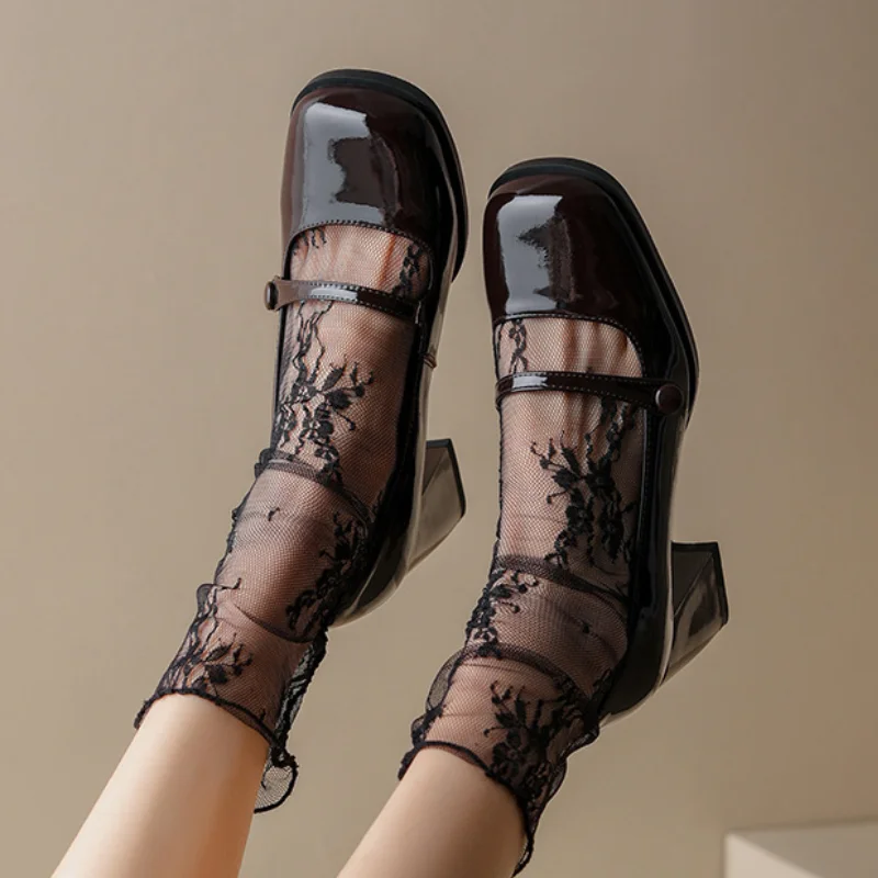 Women High Heels Shoes Pumps 2022 Spring New French Retro Chunky Heel Loafers Platform Mary Jane Women's Shoes Chaussure Femme
Women High Heels Shoes Pumps 2022 Spring New French Retro Chunky Heel Loafers Platform Mary Jane Women's Shoes Chaussure Femme