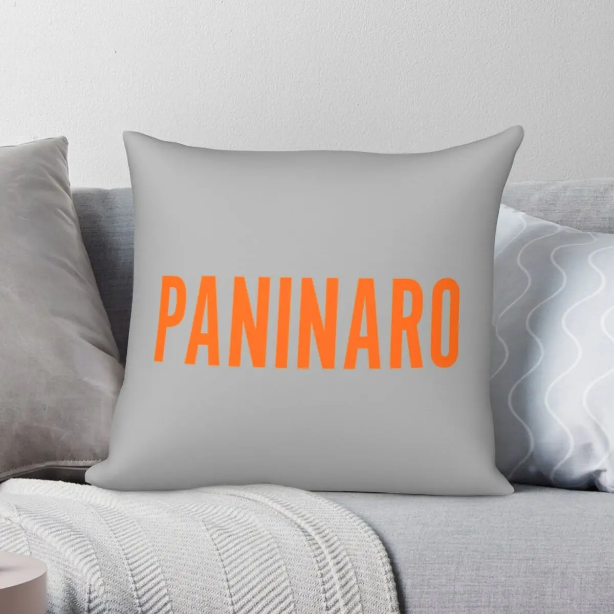 Квадратная подушка Paninaro, чехол из полиэстера и льна, бархатная Декоративная Подушка на молнии с принтом, чехол для автомобильной подушки
Квадратная подушка Paninaro, чехол из полиэстера и льна, бархатная Декоративная Подушка на молнии с принтом, чехол для автомобильной подушки