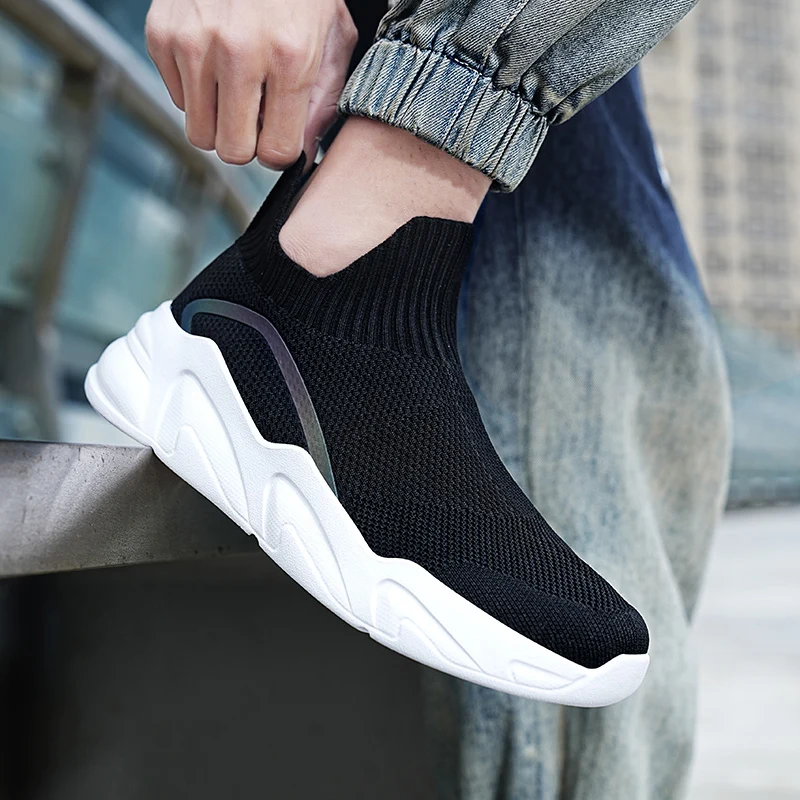 New Comfortable Men Shoes Breathable Black Man Casual Shoes Light Tennis Socks Quality Men's Sneakers 2022 Summer Running Shoes
New Comfortable Men Shoes Breathable Black Man Casual Shoes Light Tennis Socks Quality Men's Sneakers 2022 Summer Running Shoes